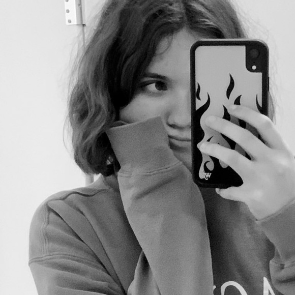 Meet your Posher, Delaney - Picture 1 of 1